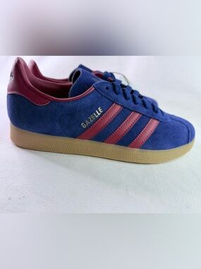 adidas Gazelle Unisex Youth 6.5 Ladies 8 Sneakers Navy Blue/Maroon with Gum Sole